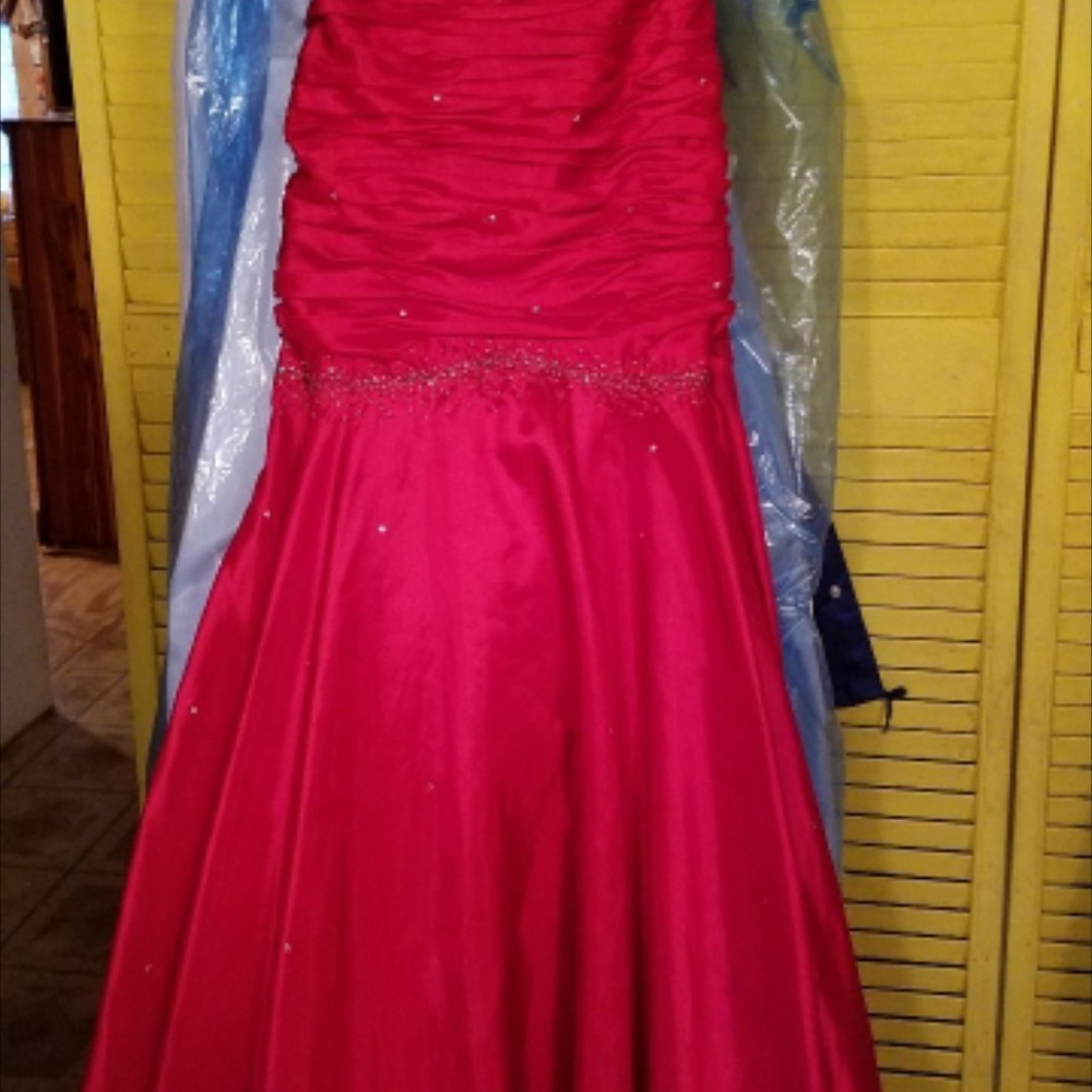 Mermaid formal size 3/4 - Picture 3 of 4
